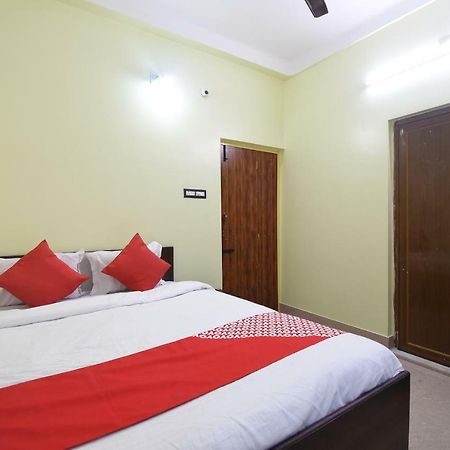 Oyo 43461 Atithya Guest House Sri Niketan ภายนอก รูปภาพ